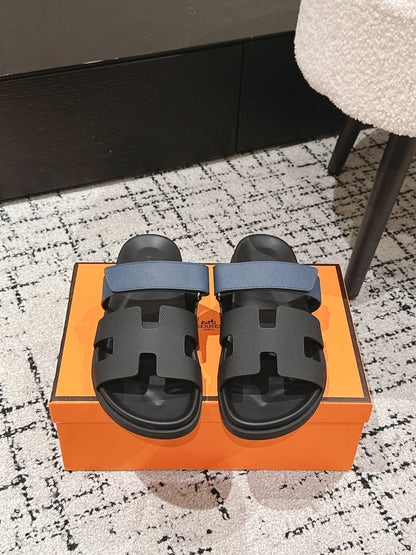 H Sandals