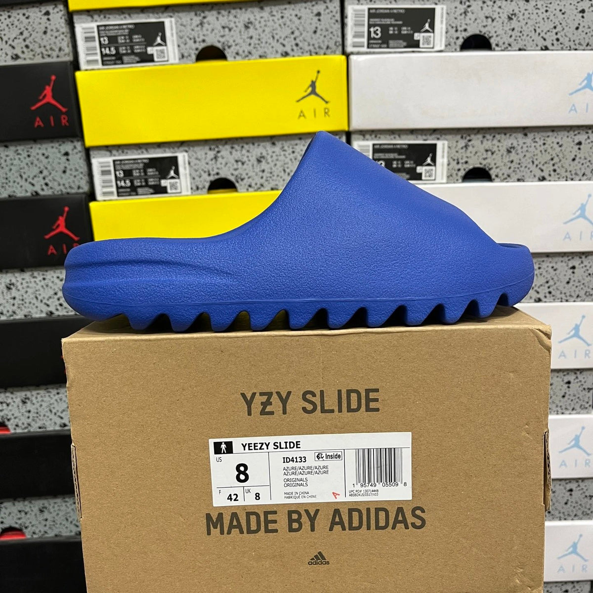 Yeezy Slide +10